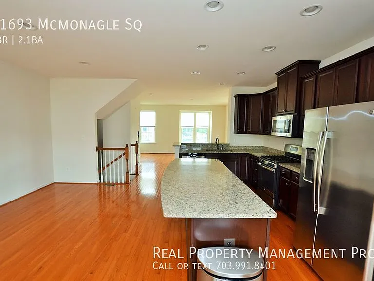 41693 McMonagle Sq — Photo 7