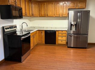 11 Wolf Den Dr #A, Pomfret Center, CT 06259