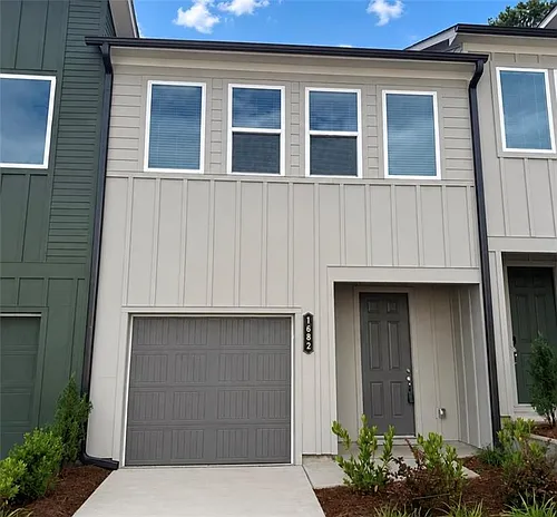 1682 Hannah Ter NW Photo 1
