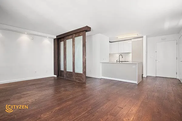 Rented by City Zen Realty | media 3