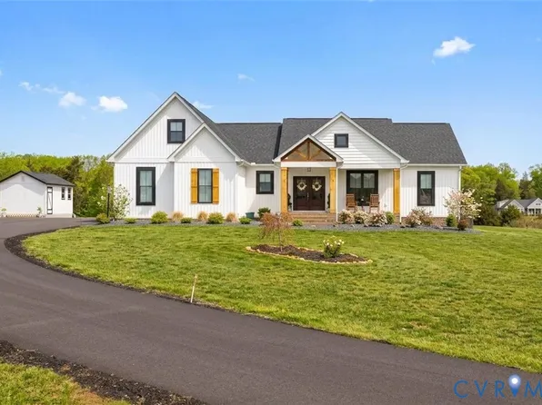15091 Carriage House Ct, Amelia Court House, VA 23002