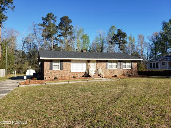 178 Country Club Road, Whiteville, NC 28472