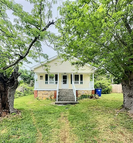 3654 Denver St Photo 1