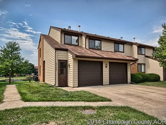2123 Harbortown Cir photo 1