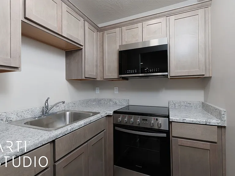 1414 E Toni Dr — Photo 4