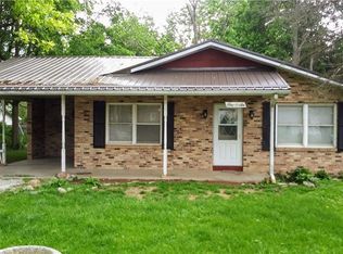 106 Jackson St, Catlin, IL 61817