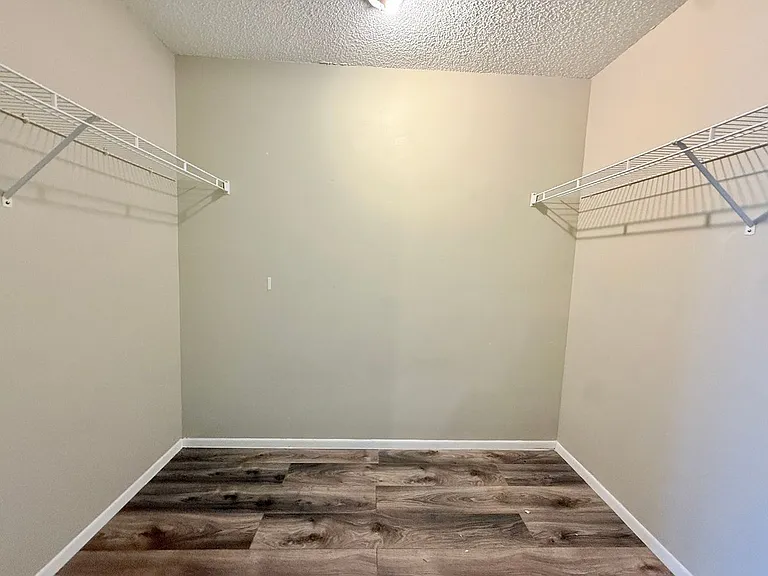 350 Winter Ridge Blvd — Photo 13