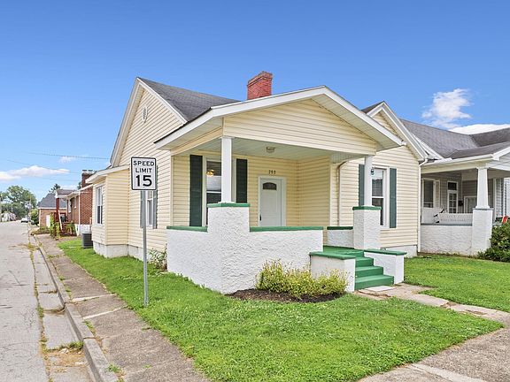 3rd image of 208 Houston Ave