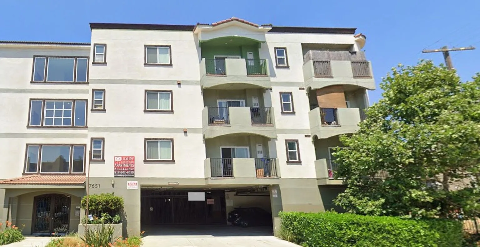 Yaya Laurel 1 Apartments — Photo 1
