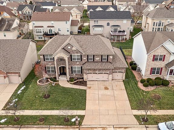 4th image of 933 Bentley Park Cir