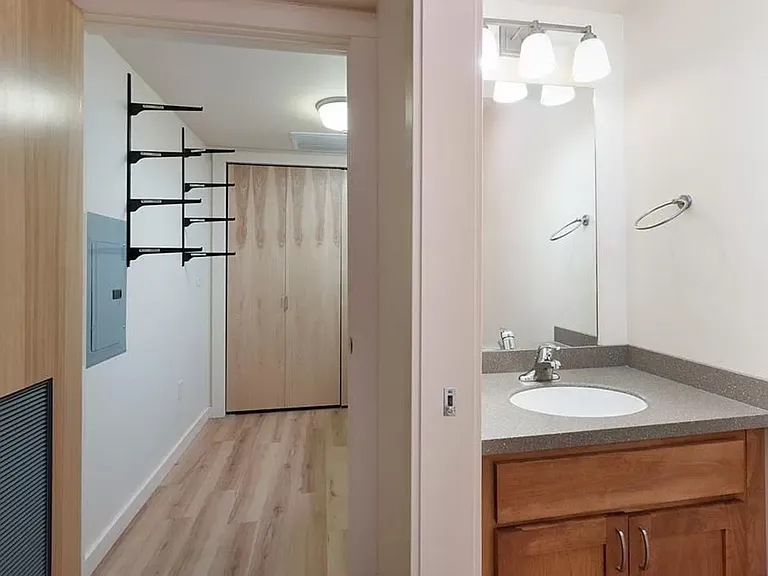 228 S Cottonwood Rd #108 — Photo 12