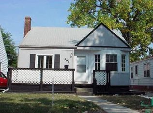 591 E Webster St, Ferndale, MI