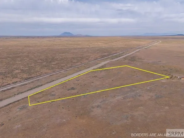 W Taber Rd, Blackfoot, ID 83221