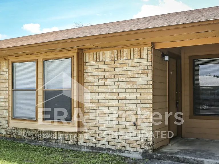 204 South Dr #A — Photo 2