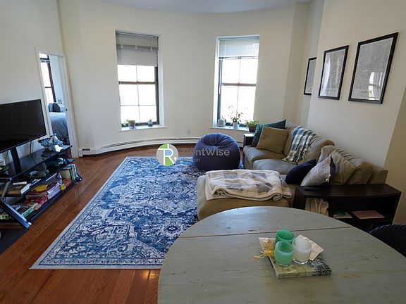 4th image of 232 Walnut St #21