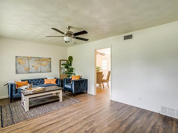 2nd image of 5132 Roberta Dr