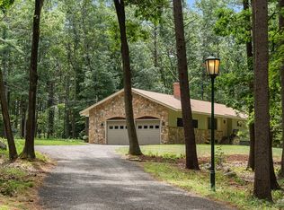 157 Ember Ln, Carlisle, MA 01741