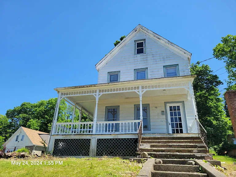 75 Woodside Ave — Photo 10