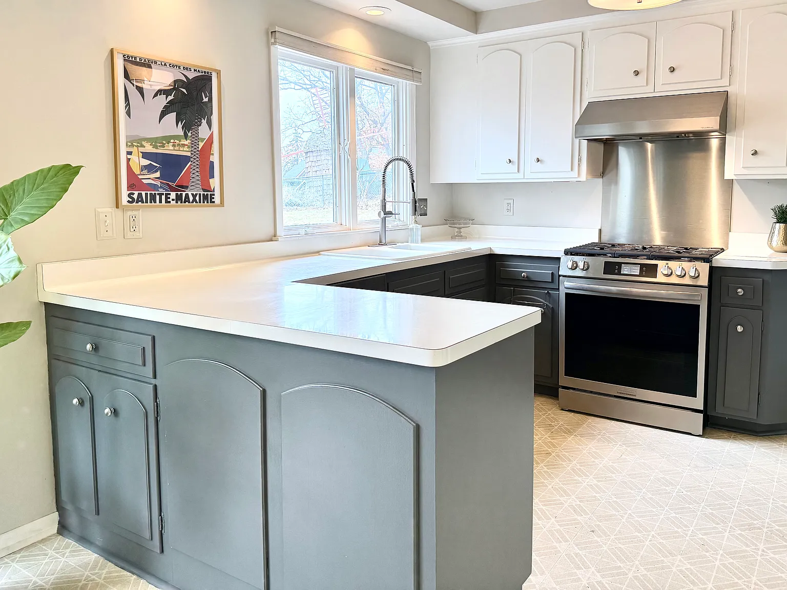 Gleason Rd, Edina — Photo 1