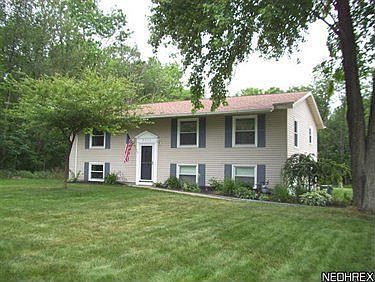 1st image of 3266 Greenbrier Dr