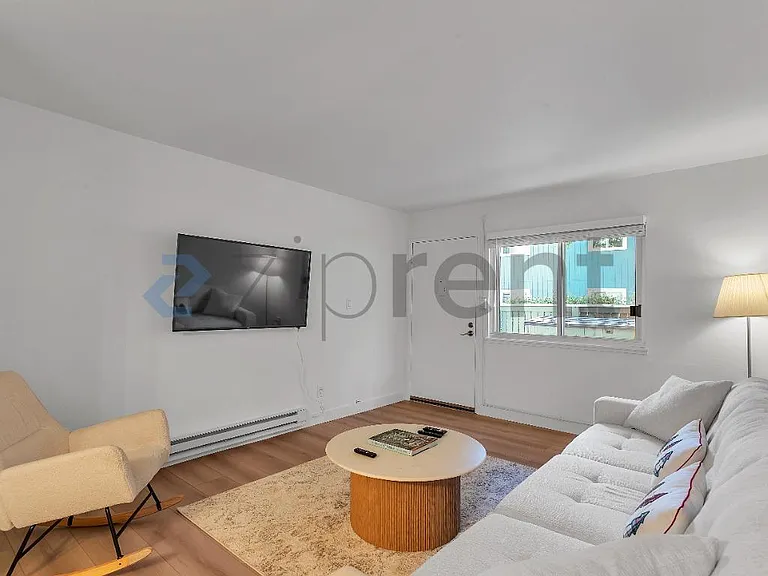 415 Piccadilly Pl #3 — Photo 6