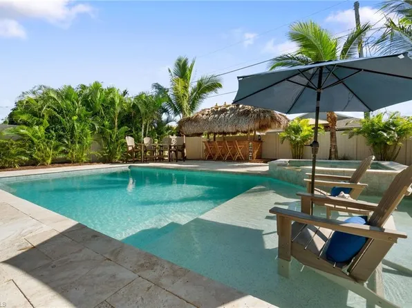 530 108th Ave N, Naples, FL 34108