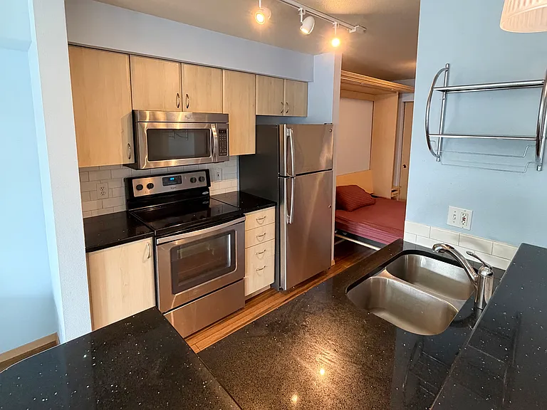 812 5th Ave N #209 — Photo 8