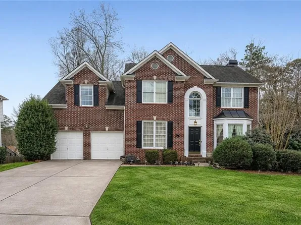 932 Huntsman Trce, Lawrenceville, GA 30045