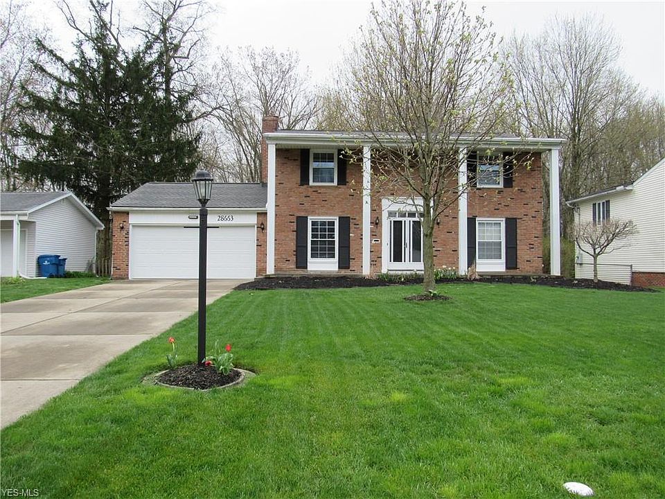 1st image of 28663 Windsor Dr