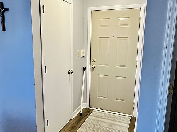 3rd image of 1332 Cunat Ct APT 2A