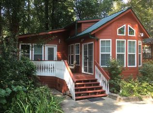 196 Elkmont Trl, Cleveland, GA 30528