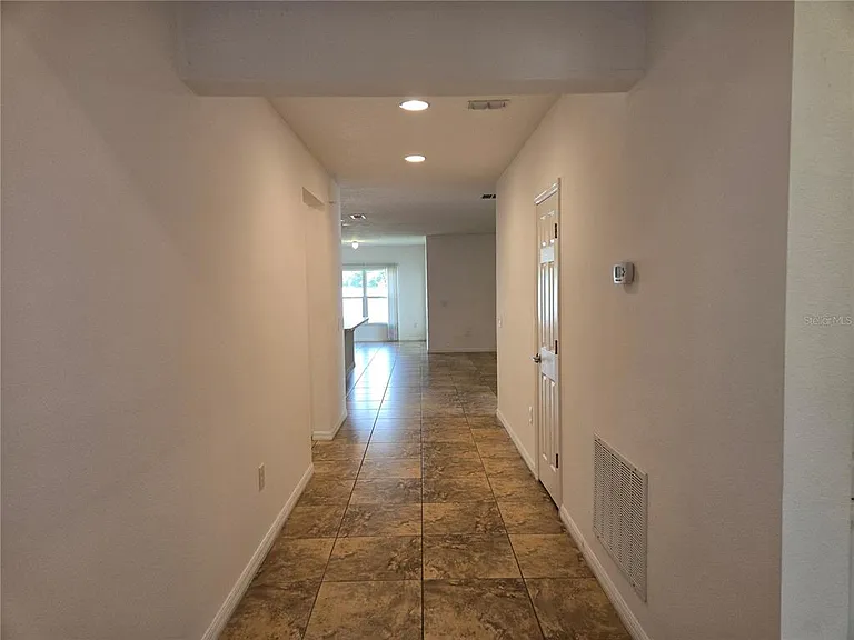 2476 Addison Creek Dr — Photo 34