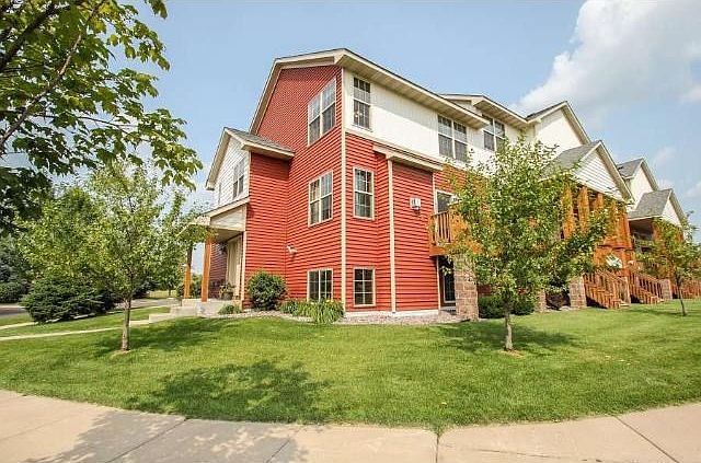 Exterior of End Unit Home
