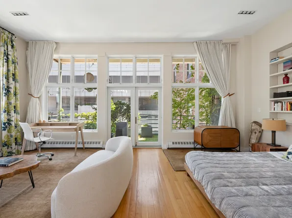 354 Broadway image 7 of 14