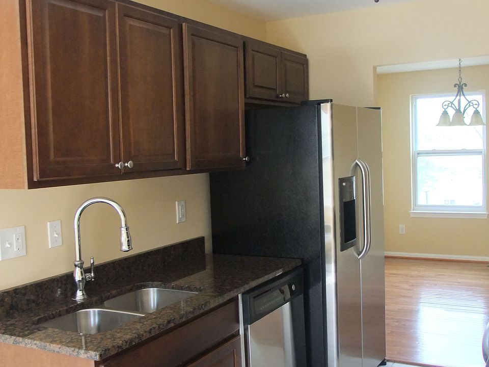 1st image of 8226 Stationhouse Ct