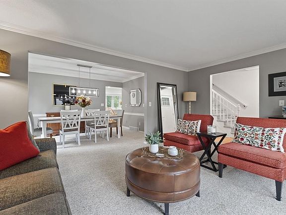 4th image of 3400 SW 37th St