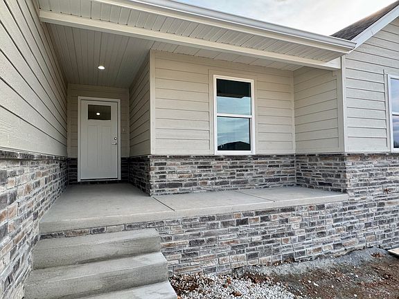 2nd image of 2600 W Pigeon Drive