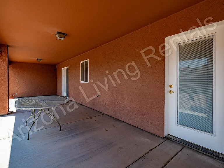 1714 Florence Ave — Photo 20