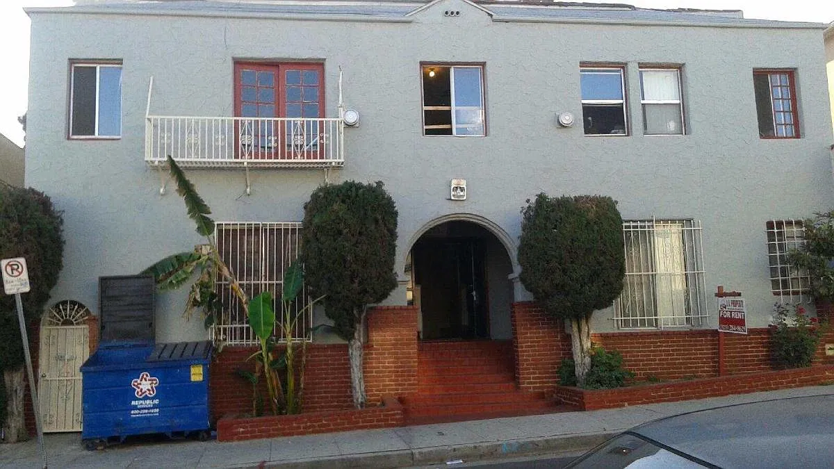Studio, $1,399 — Photo 1
