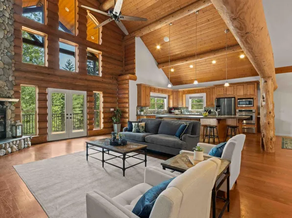 5711 Marigold Cir, Pollock Pines, CA 95726