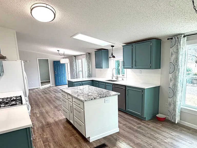 5333 S Santa Claus Ave — Photo 11