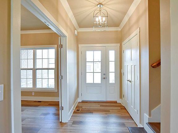 2nd image of 7200 Ironwood Cir
