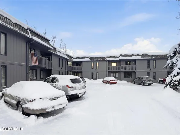 2921 W 29th Ave APT 5B, Anchorage, AK 99517
