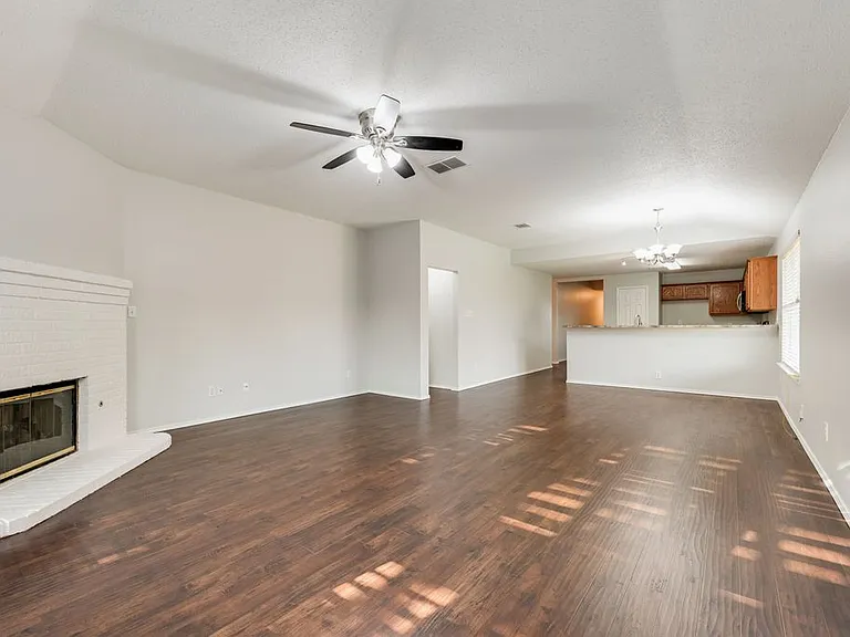 9139 Grand Canal Dr — Photo 9