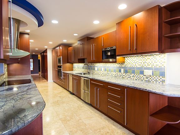 5th image of 89 Antigua Ct