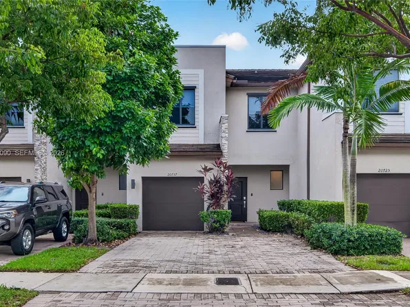 20737 NE 2nd Ct, North Miami Beach, FL 33179