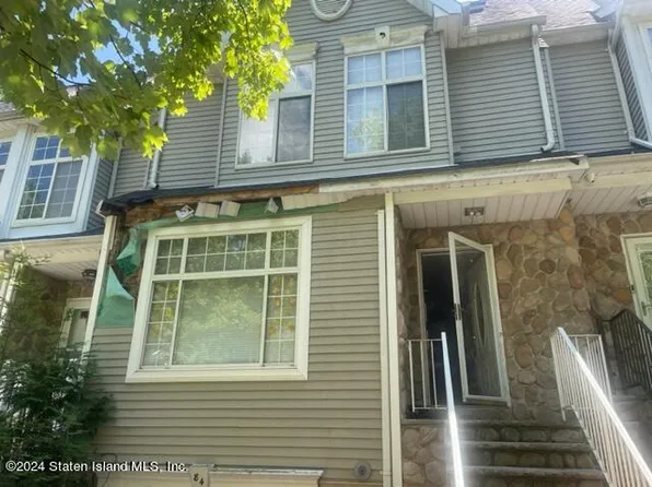 84 Wolcott Ave, Staten Island, NY 10312
