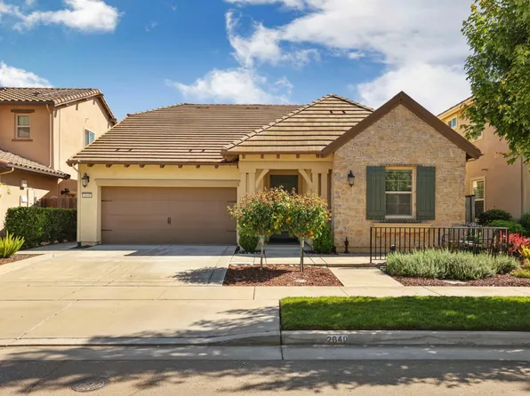 2640 Tiffany St, Lodi, CA 95242