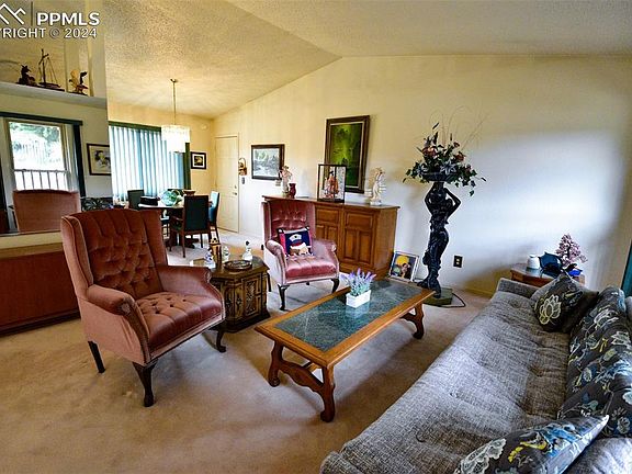 4th image of 6712 Prince Cir