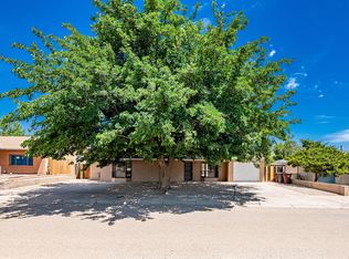 1606 Gilbert St, Belen, NM 87002